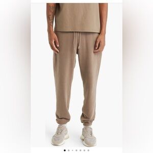 Elwood
Core Organic Cotton
Brushed Terry Sweatpants